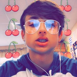 Meet your Posher, Alex